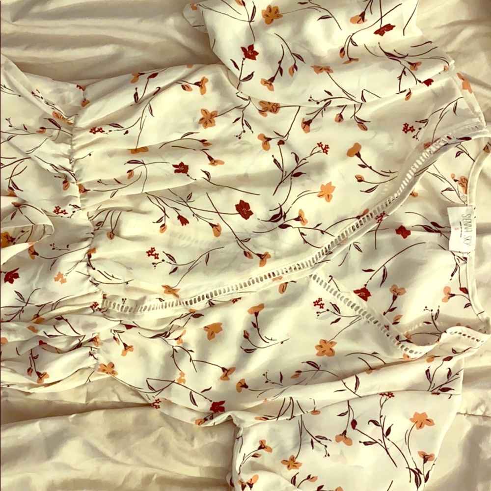 Silky blouse size small flowing floral